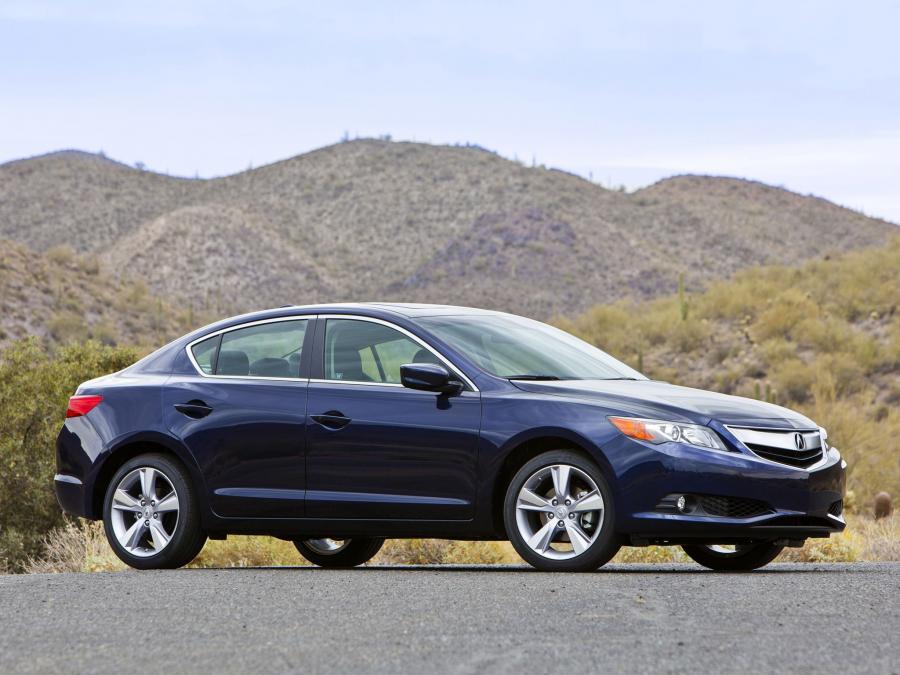  Acura ILX 2.0L (DE) 2012 года  (фото 18 из 23)